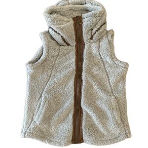 IS APPAREL Excellent condition cozy vest hoodie light tan Sz XL